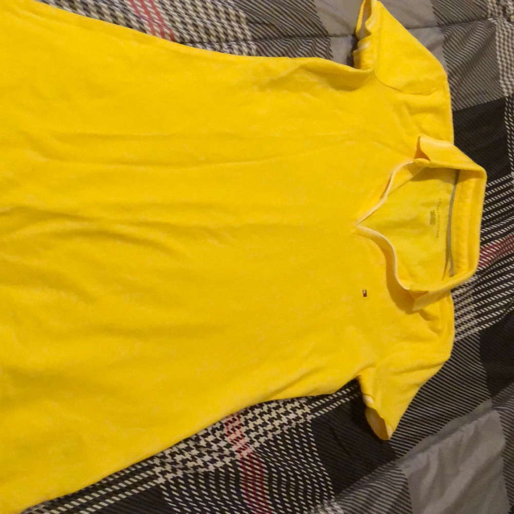 Tommy Hilfiger collared shirt
